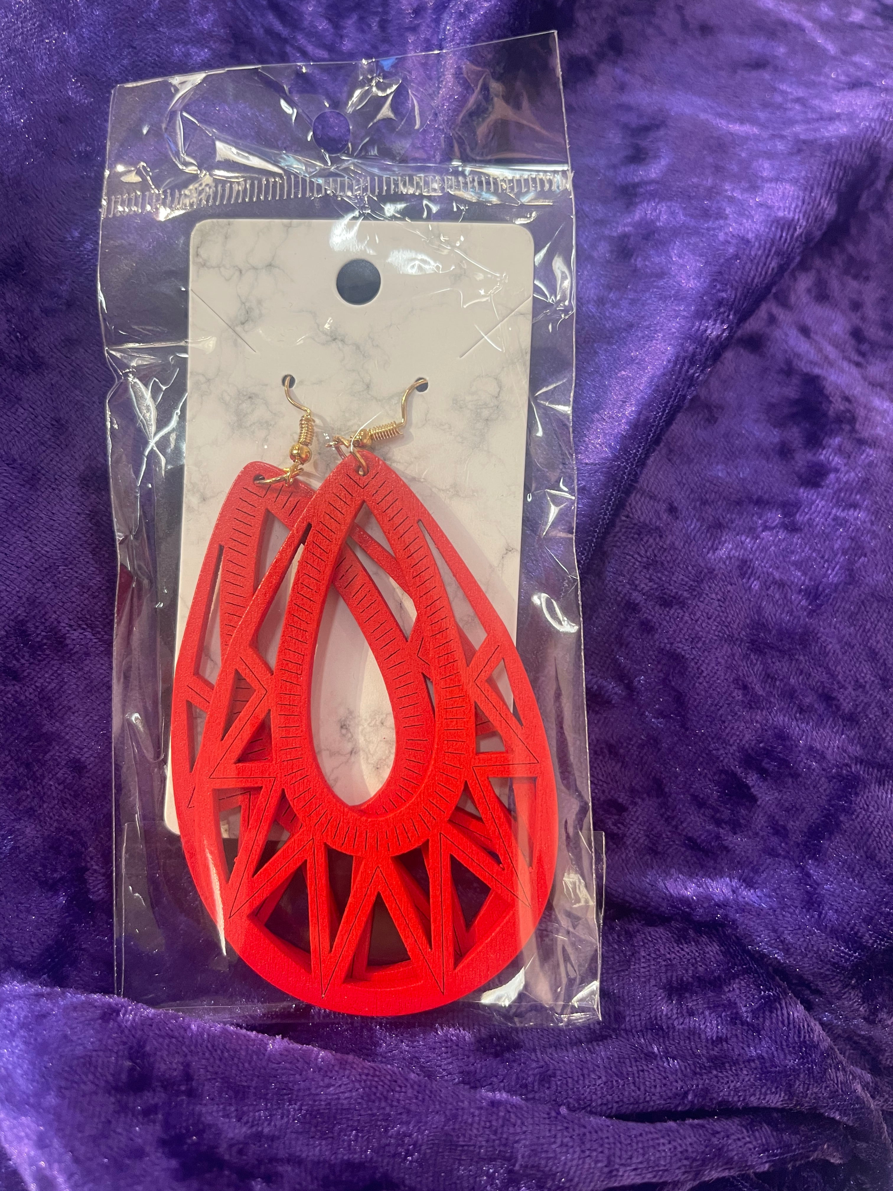 Wooden Teardrop Earrings [Multiple Variants]
