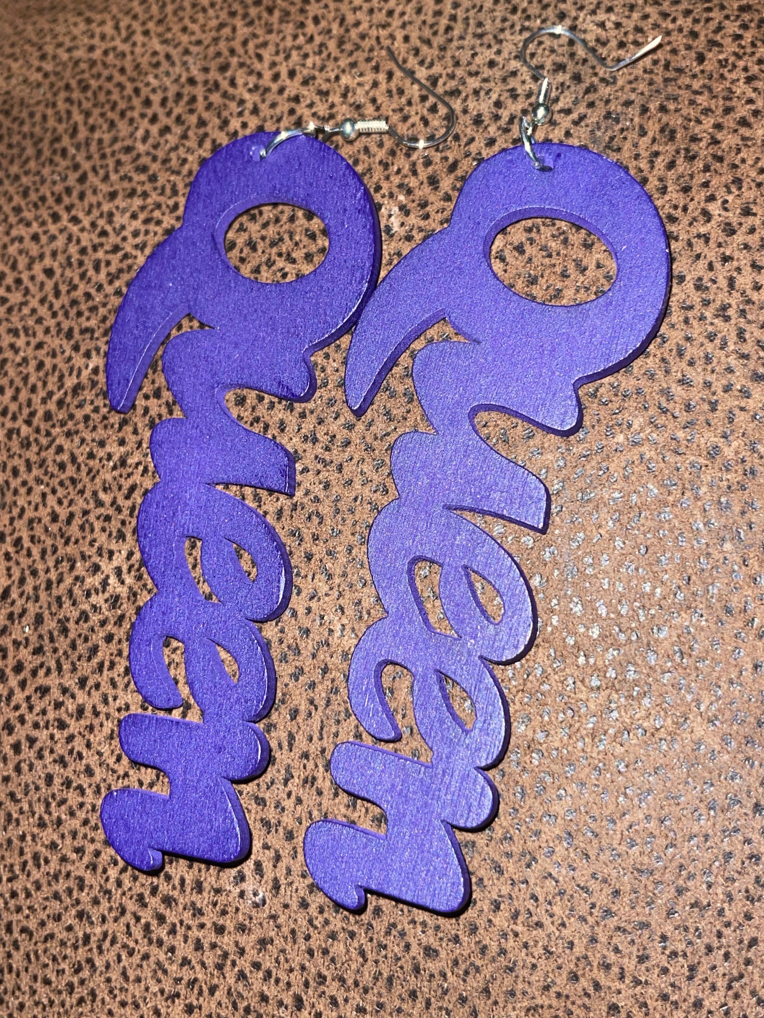 “Queen” Wooden Earrings
