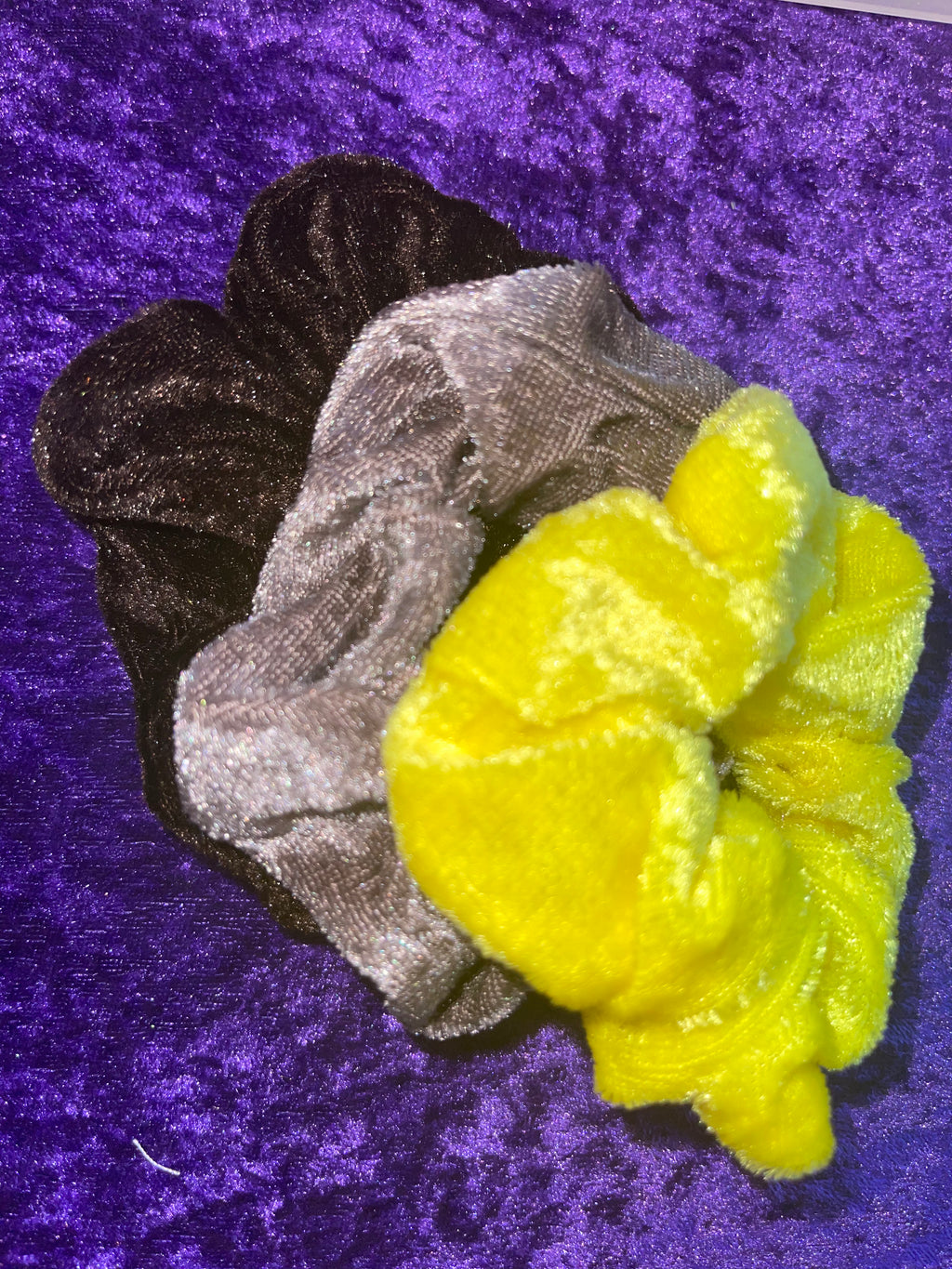 Velvet Scrunchie Set- 3 scrunchies for $1