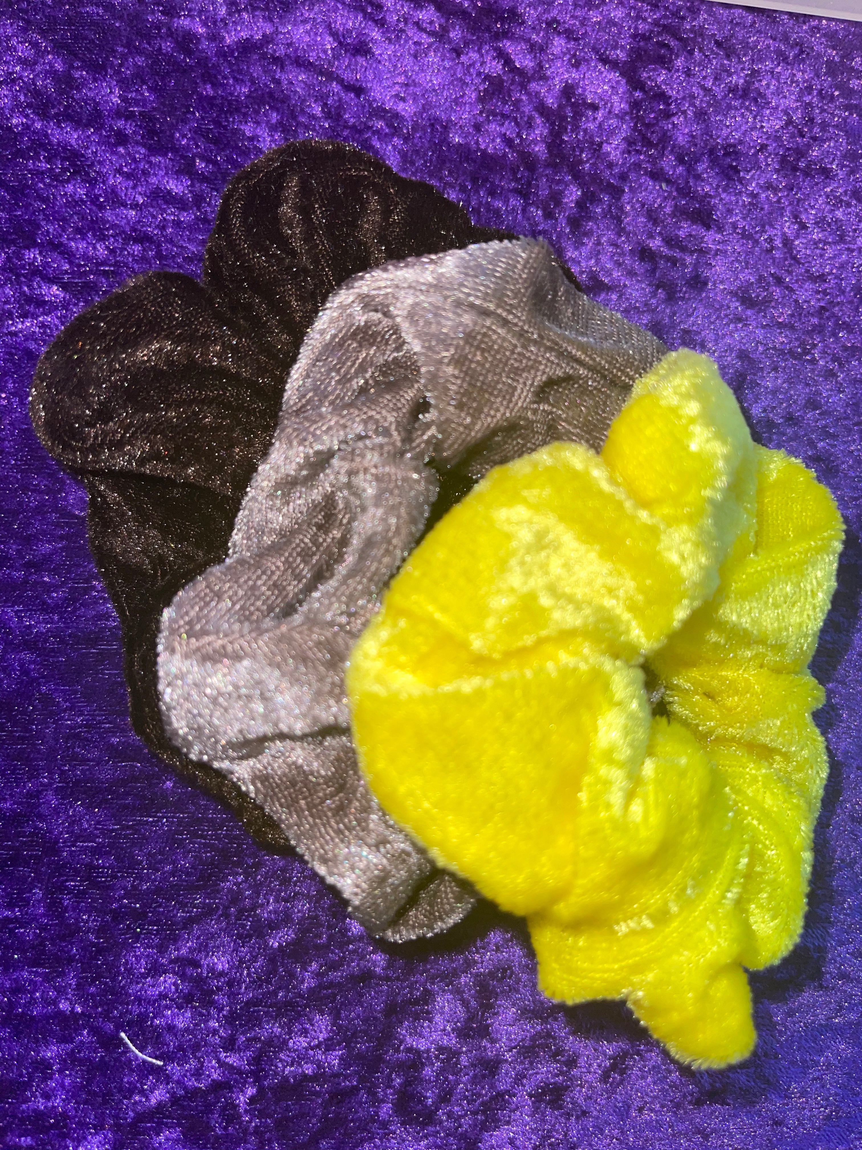 Velvet Scrunchie Set- 3 scrunchies for $1