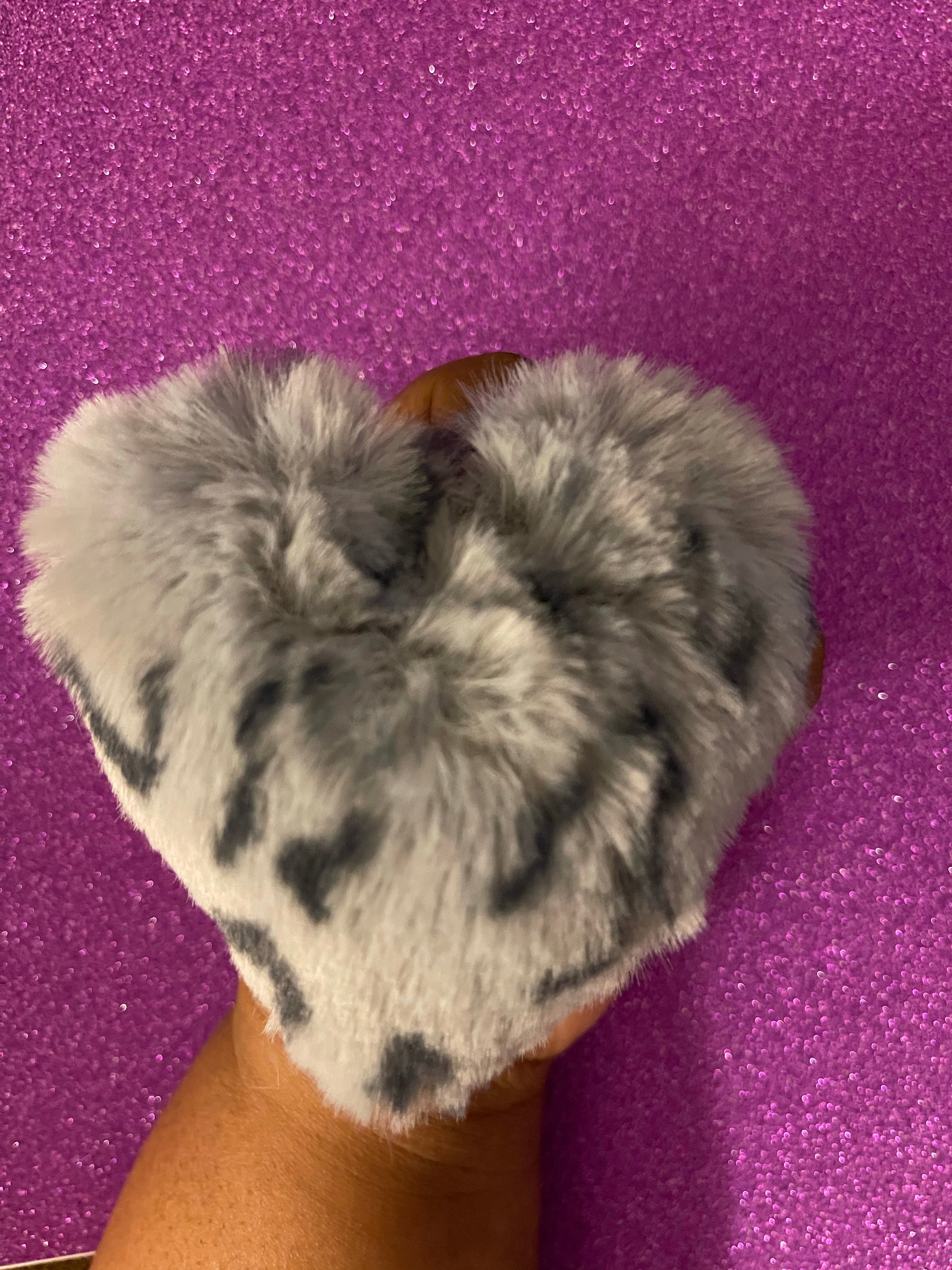 Heart-shaped Animal Print Pom Pom Keychain
